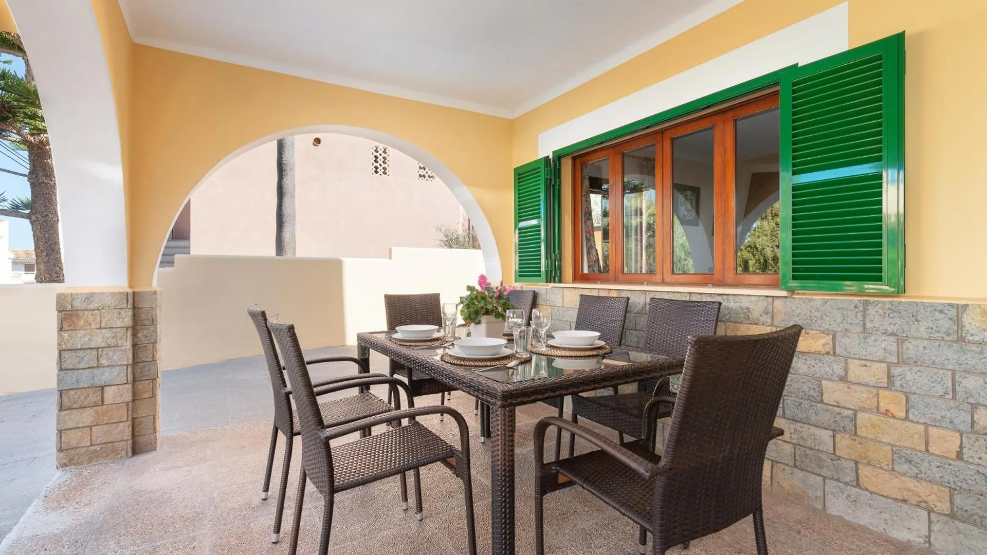 Amplia Villa En Mallorca Con Jardin, 4 Dormitorios Y Zona Bbq Cerca Del Mar En Portocolom Portocolom  0*, Portocolom (Mallorca)